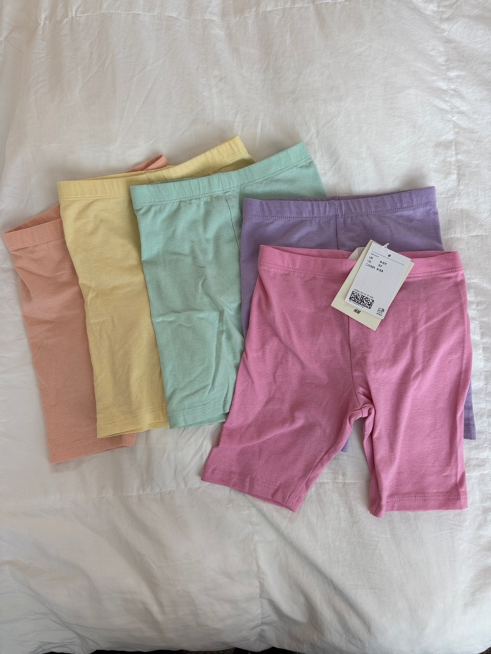 Girls H&M Pastel Shorts Set Size 5T